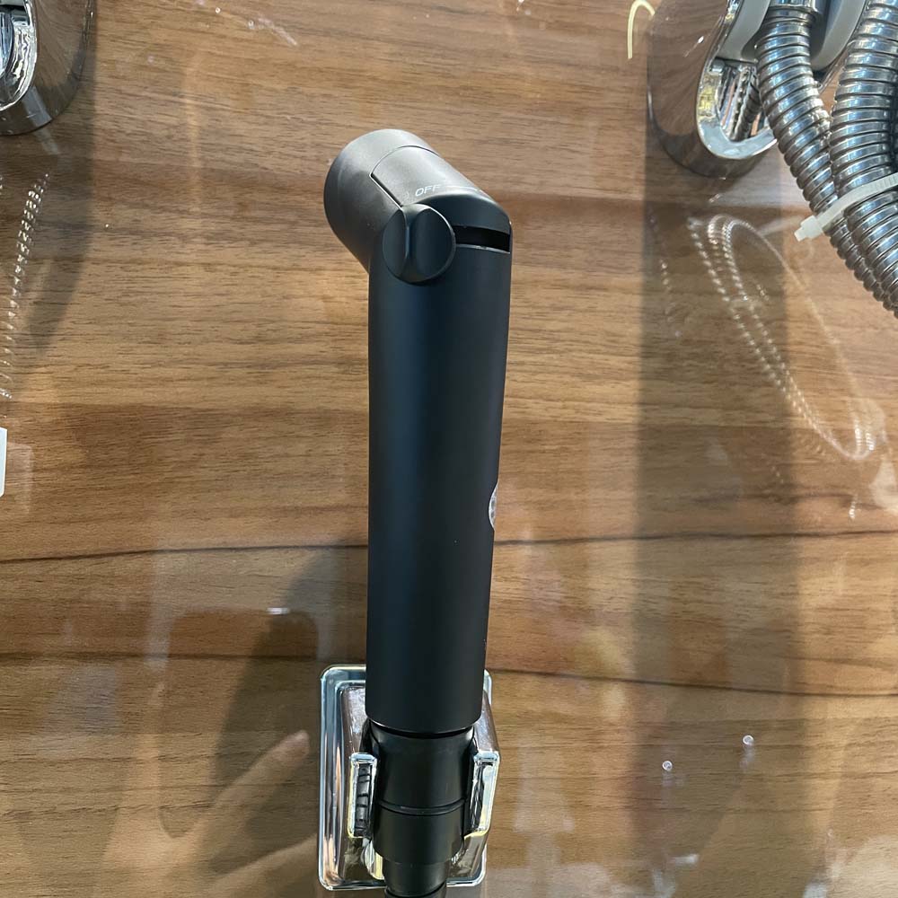 Vòi xịt vệ sinh Luxta L5111-Black