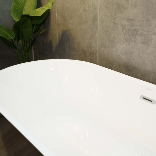 Bồn tắm nằm đặt sàn MANHATTAN MO-6023F