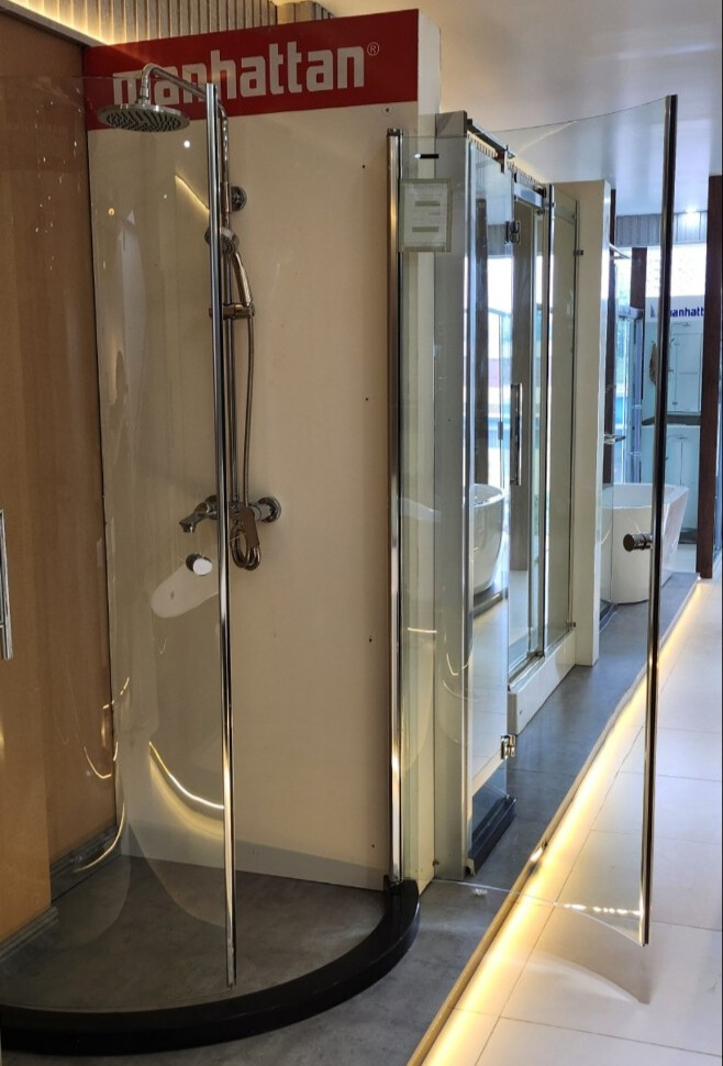 Phòng tắm đứng hình tròn cửa mở MANHATTAN MK4222