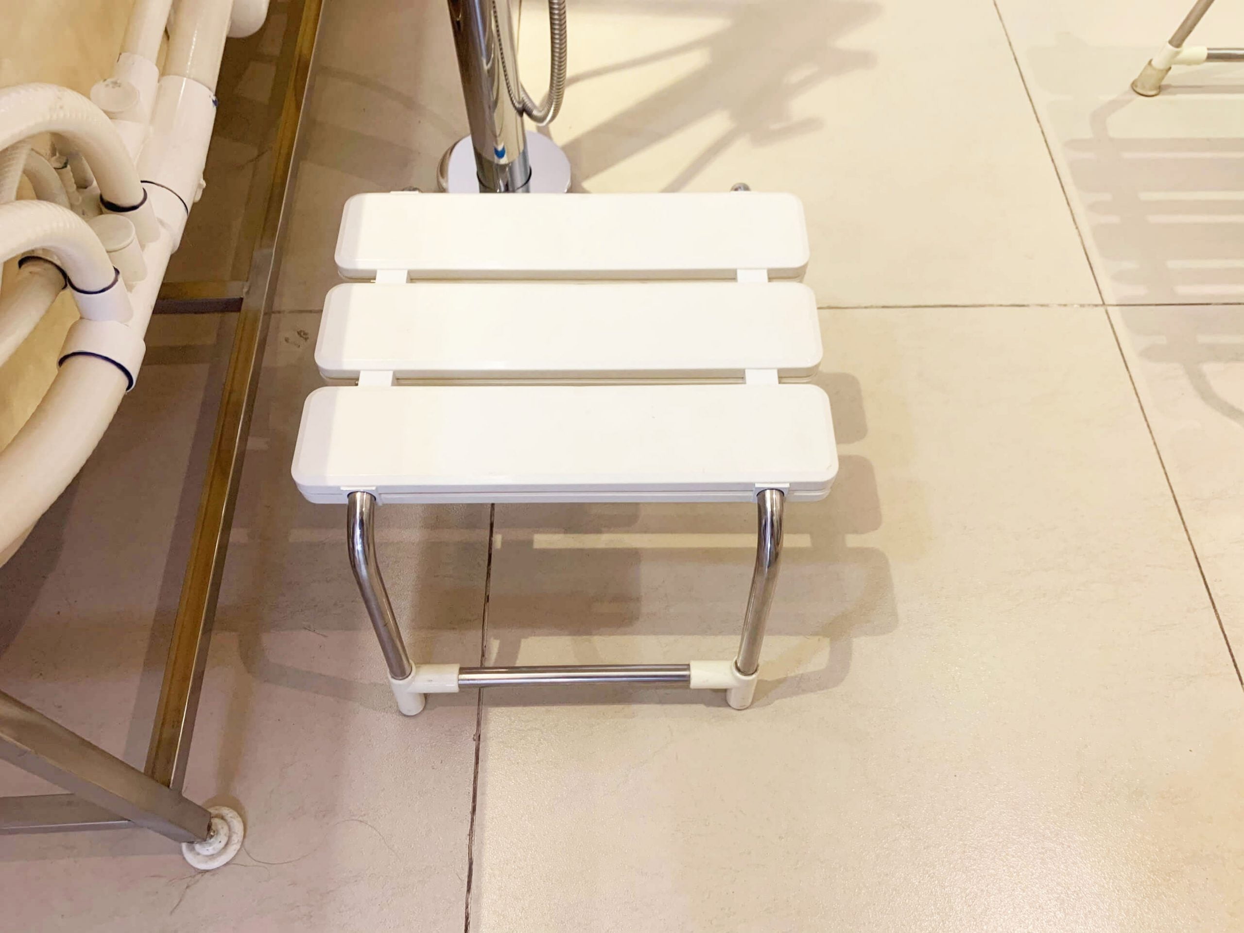 Ghế phòng tắm MANHATTAN MBB-02