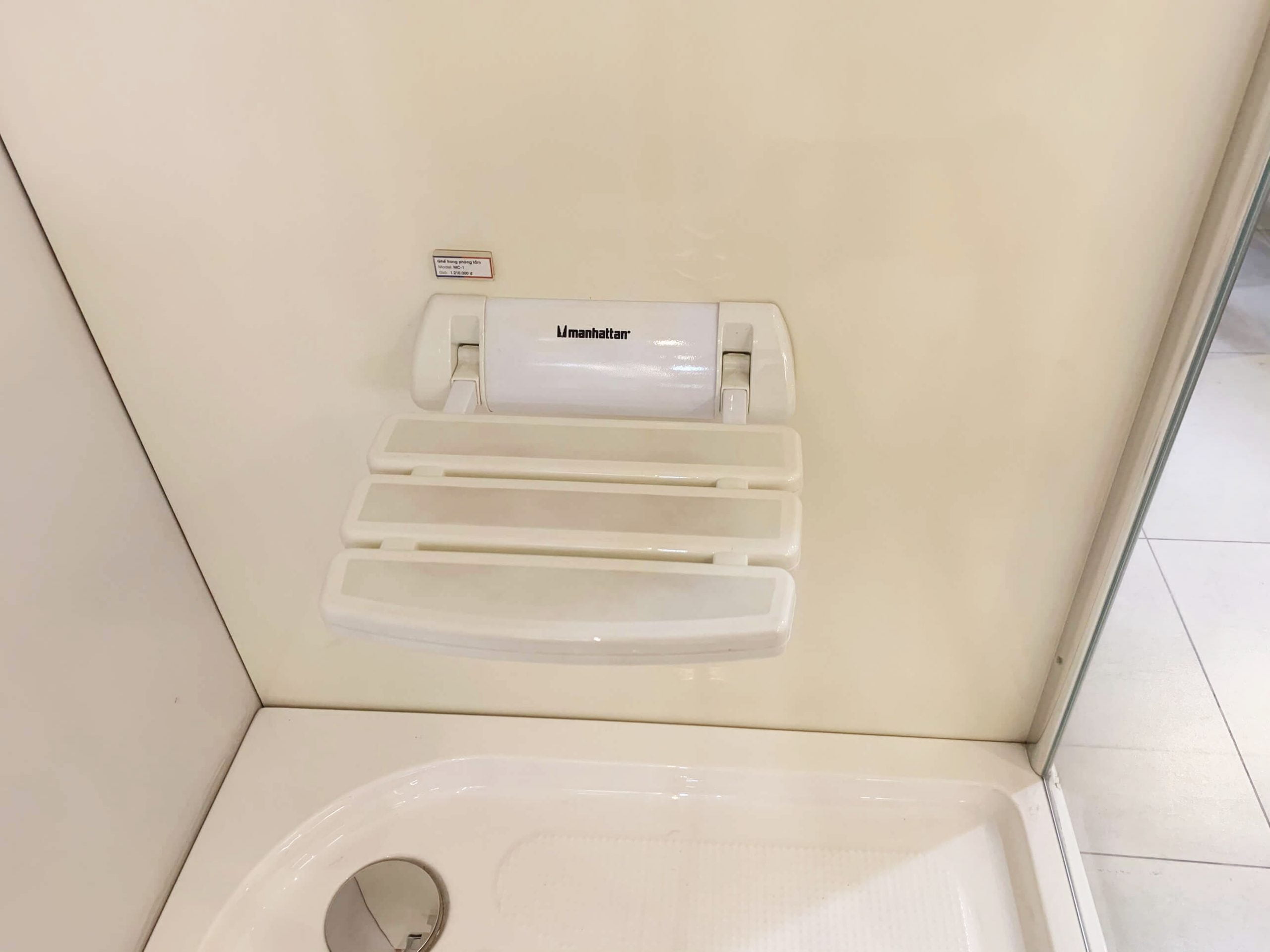 Ghế phòng tắm treo tường MANHATTAN MC-1