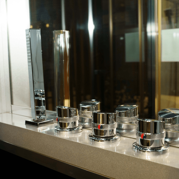 Phòng tắm massage xông hơi chữ nhật MANHATTAN M8888