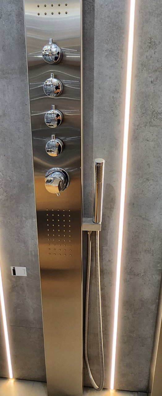 Bộ sen tắm Panel MANHATTAN M9403