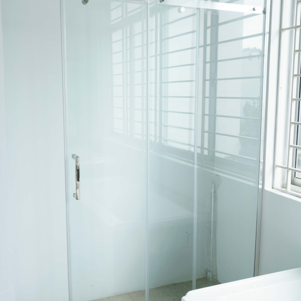 Vách kính phòng tắm cửa lùa MANHATTAN M08121