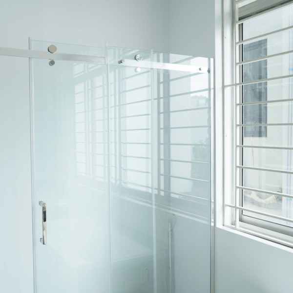 Vách kính phòng tắm cửa lùa MANHATTAN M08121