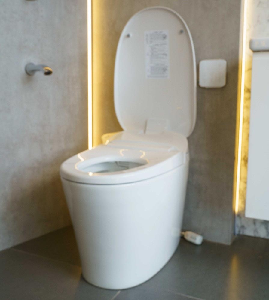 Bàn cầu điện tử WALDEN MOEN HKSW1291C