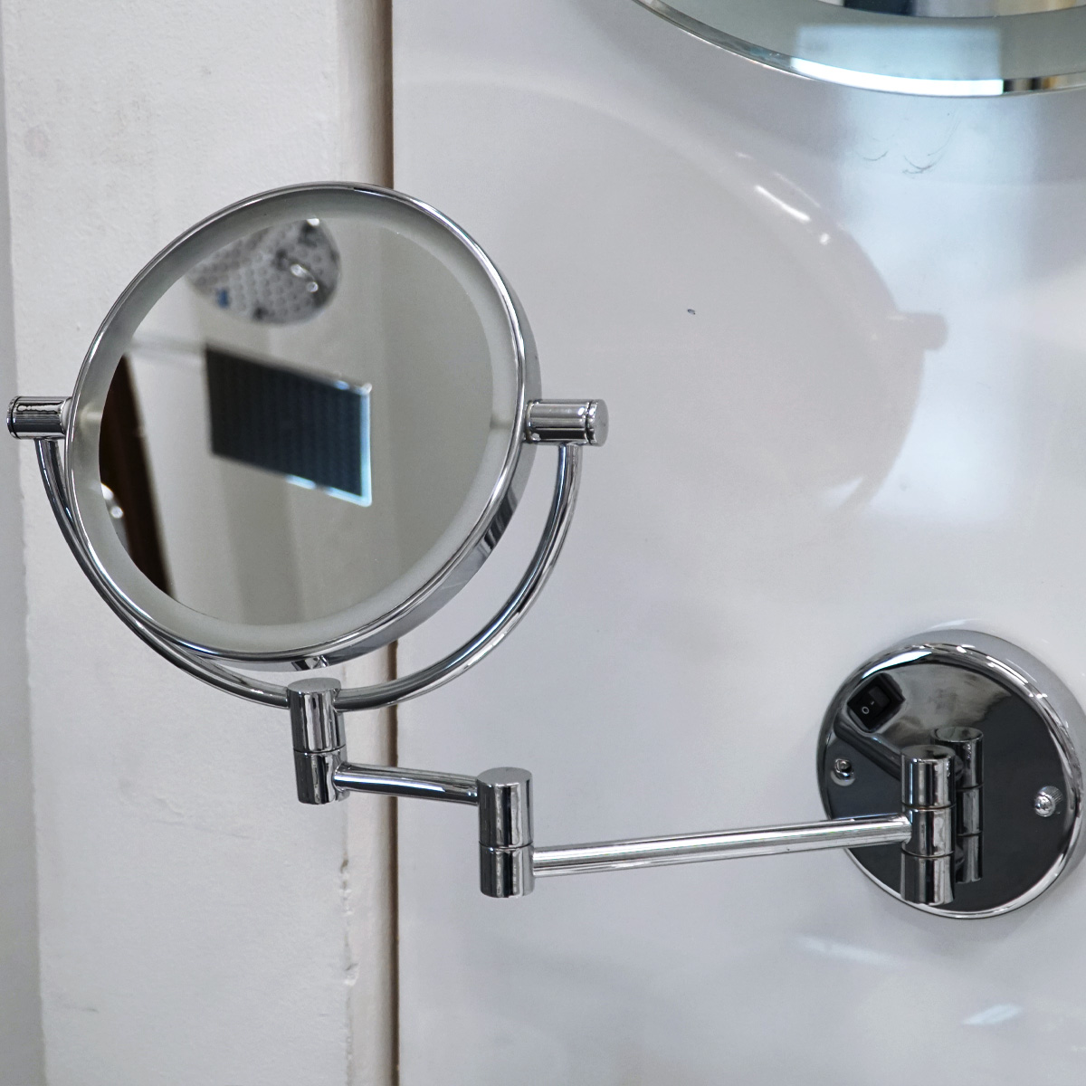 Gương soi LED treo tường MOEN ACC9961