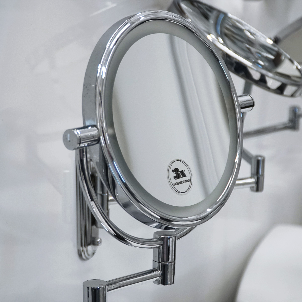 Gương soi LED treo tường MOEN ACC9961