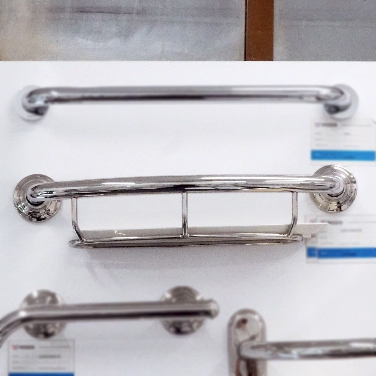Thanh tay vịn kệ góc inox MOEN LR2354DCH