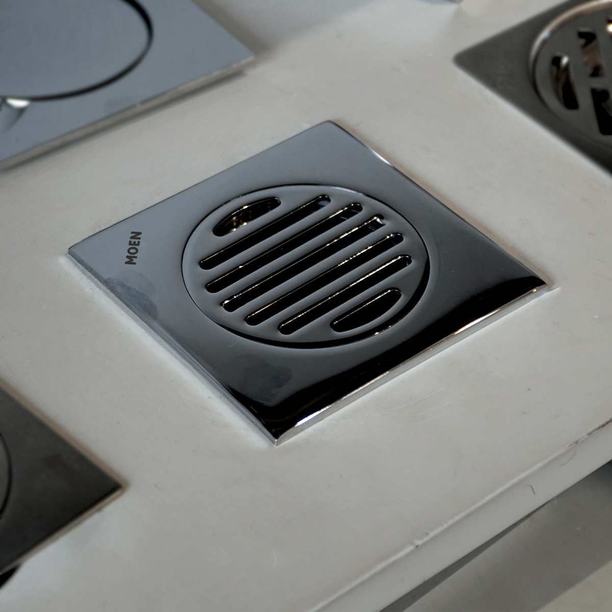 Phễu thoát sàn MOEN 3938