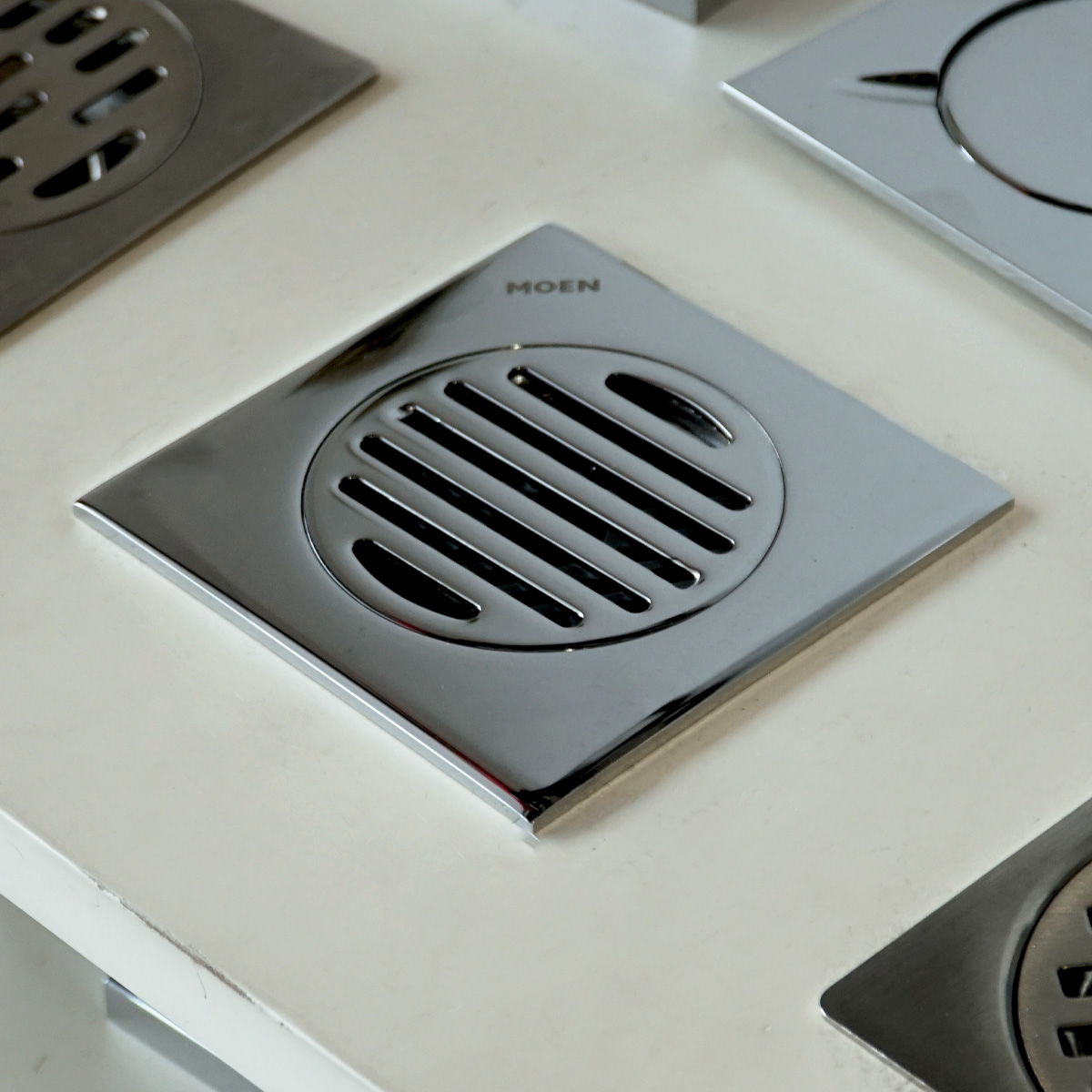 Phễu thoát sàn MOEN 3938