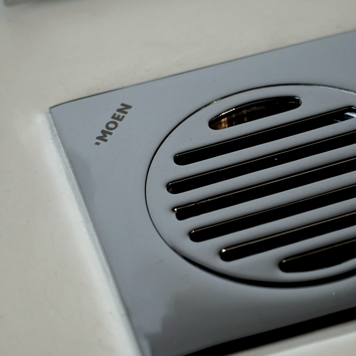 Phễu thoát sàn MOEN 3938