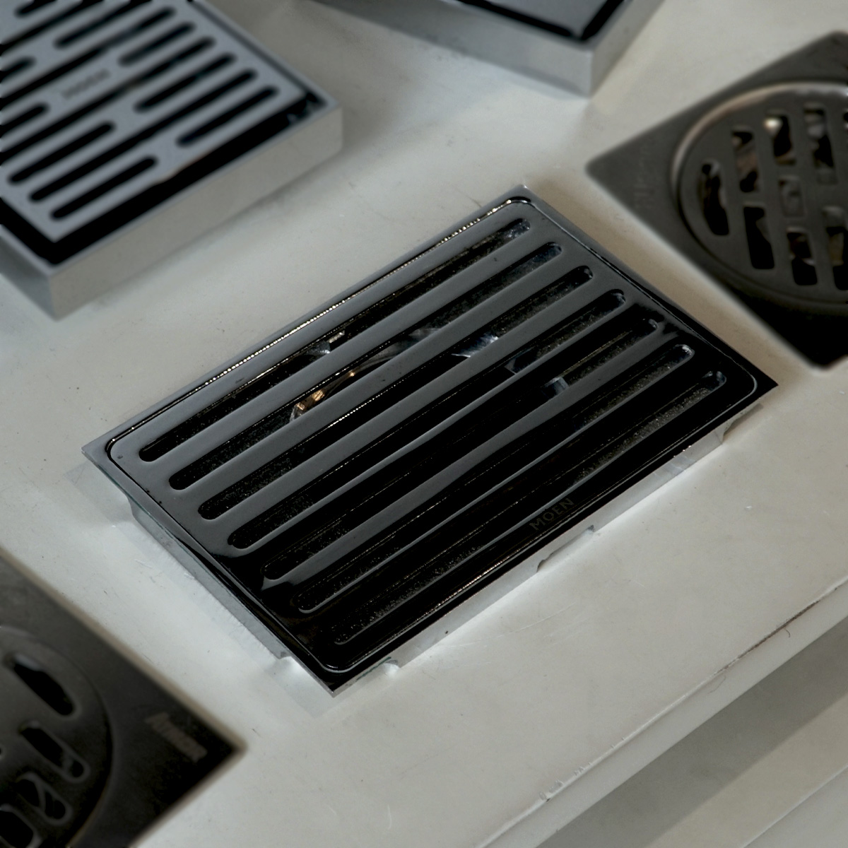 Phễu thoát sàn MOEN 3939