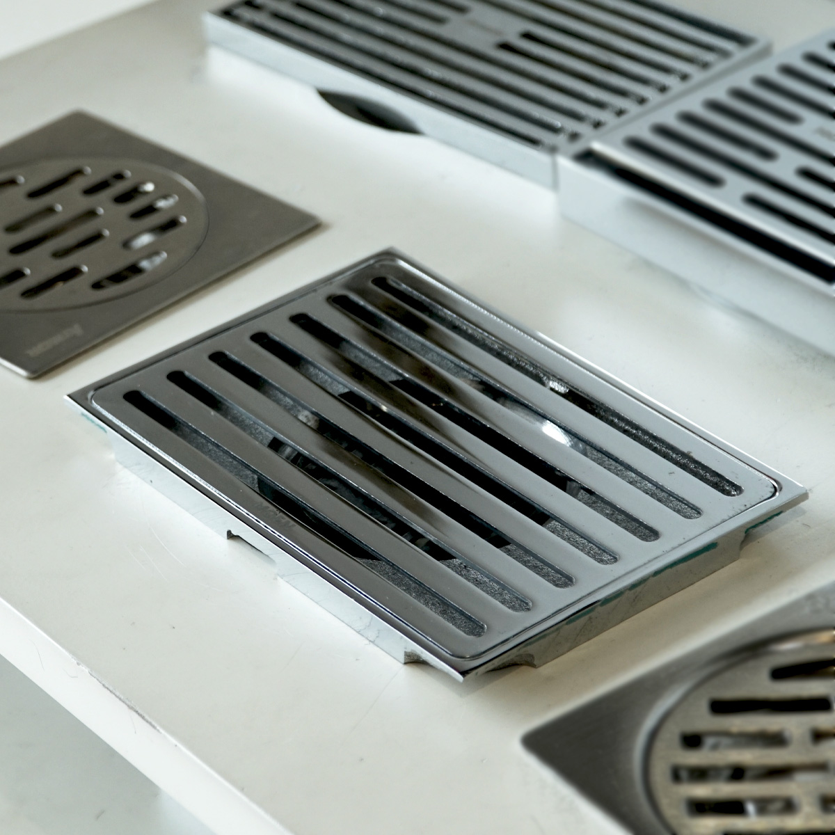 Phễu thoát sàn MOEN 3939