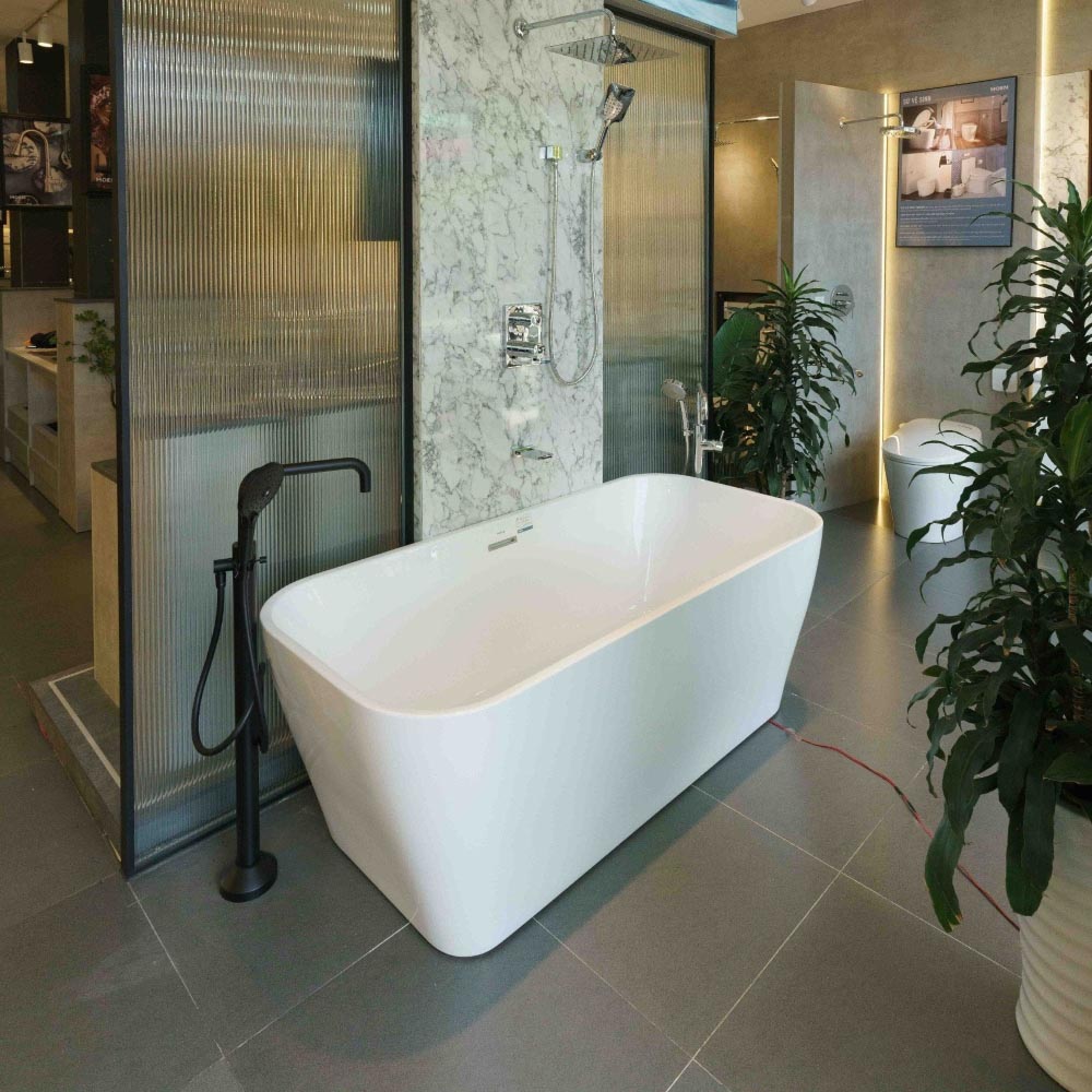 Bộ vòi bồn tắm đặt sàn MOEN 7040MCLKBL+157642