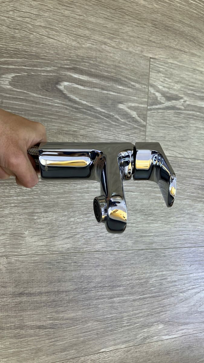 Vòi lavabo nóng lạnh MOEN Aurelia V21121