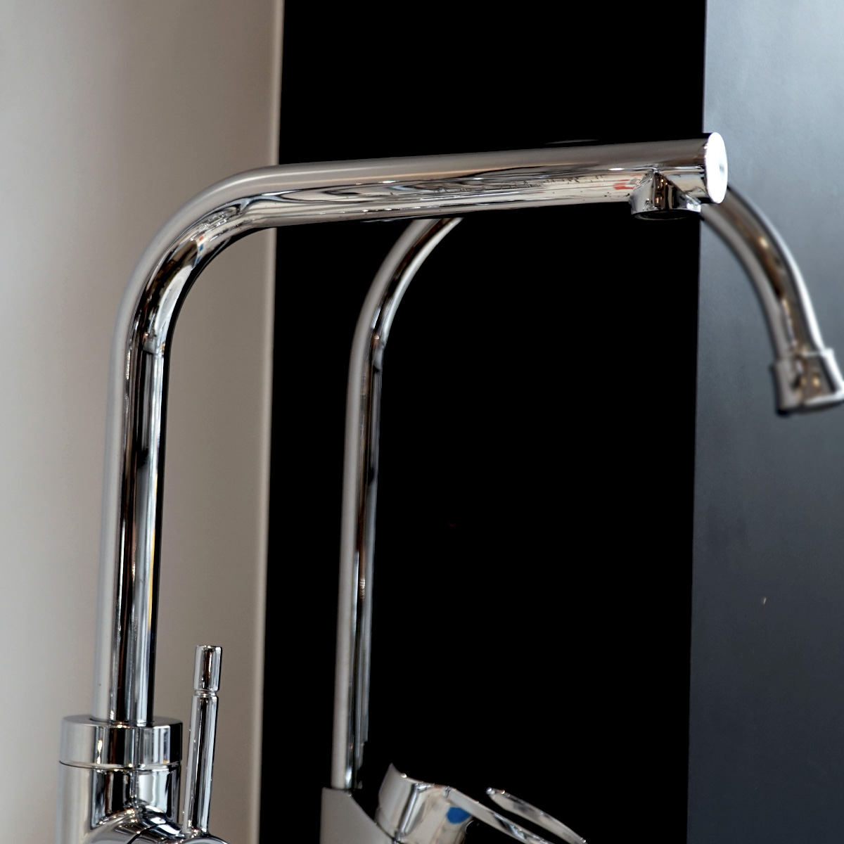 Vòi rửa chén MOEN 60400