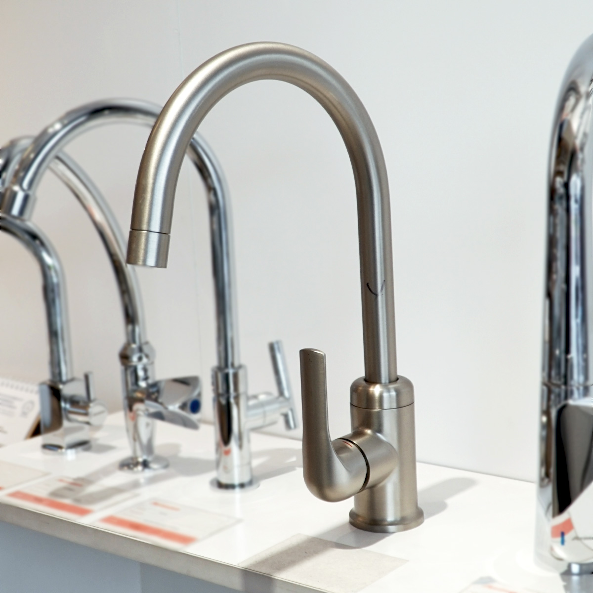 Vòi rửa chén MOEN 60401SRS