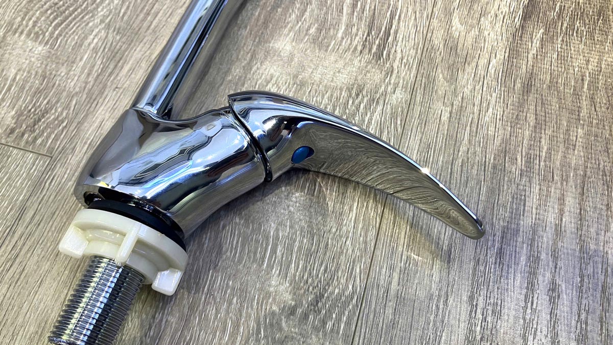 Vòi rửa chén lạnh MOEN 7027A