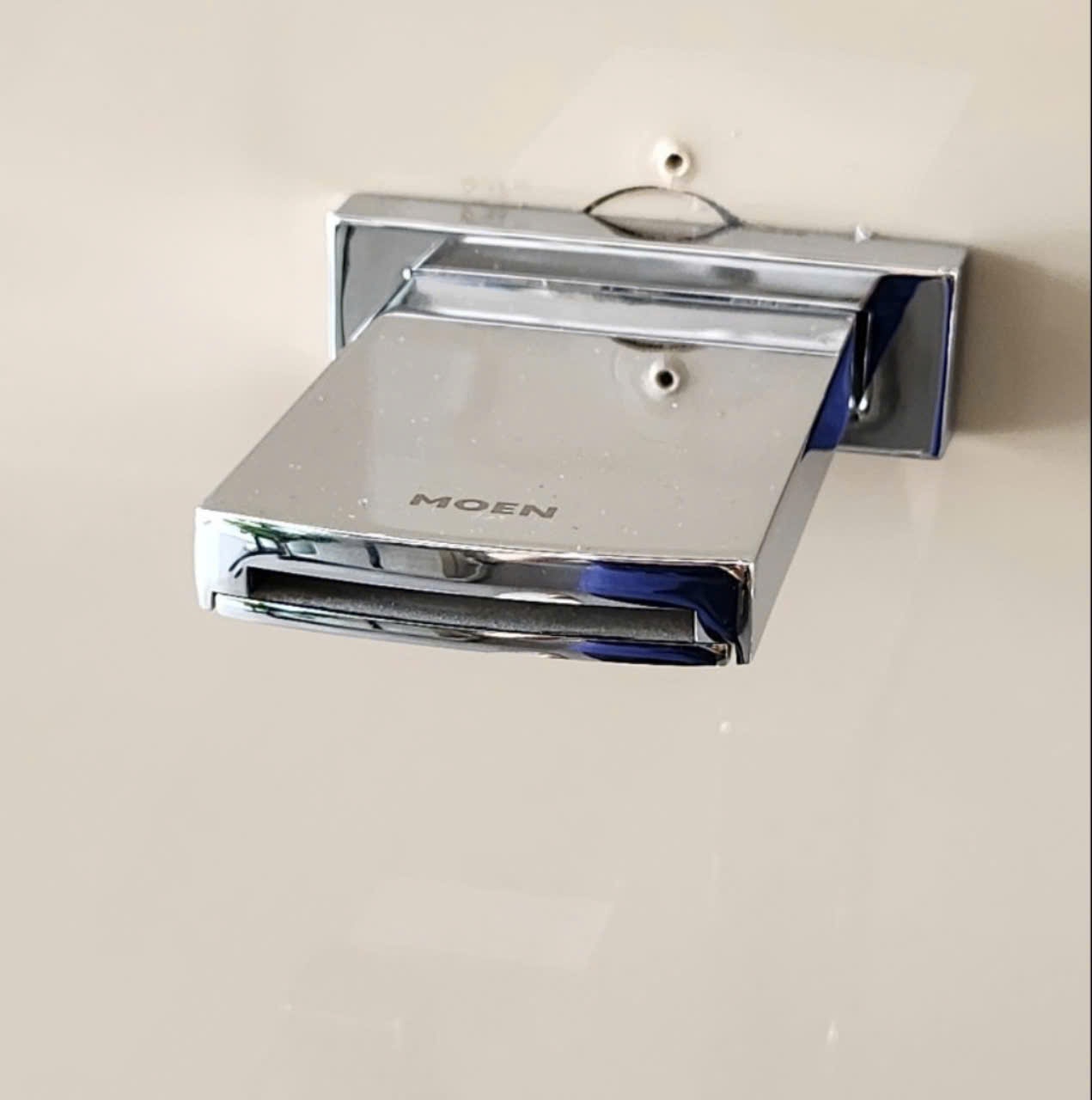 Xả dưới âm tường MOEN 57948