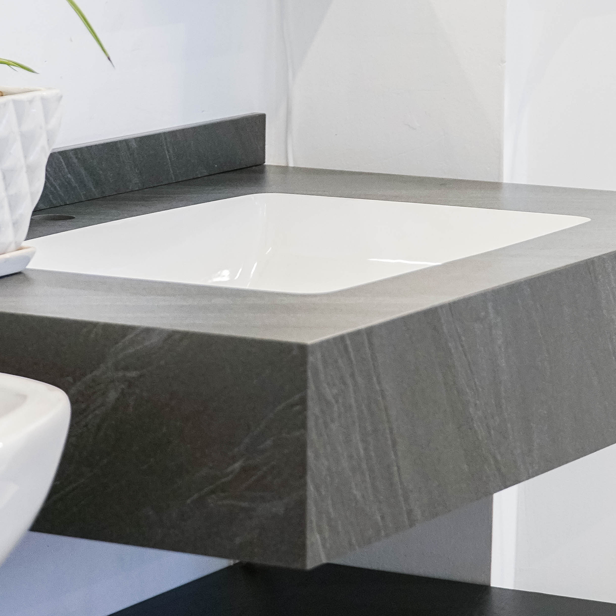 Bộ tủ chậu và tủ gương led size 800mm MOWOEN MW6630R-80SB