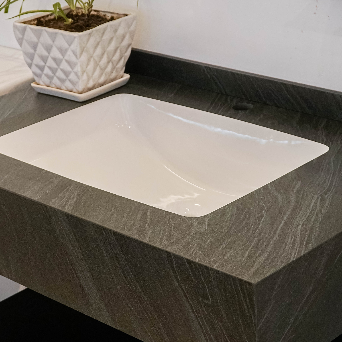 Bộ tủ chậu và tủ gương led size 800mm MOWOEN MW6630R-80SB