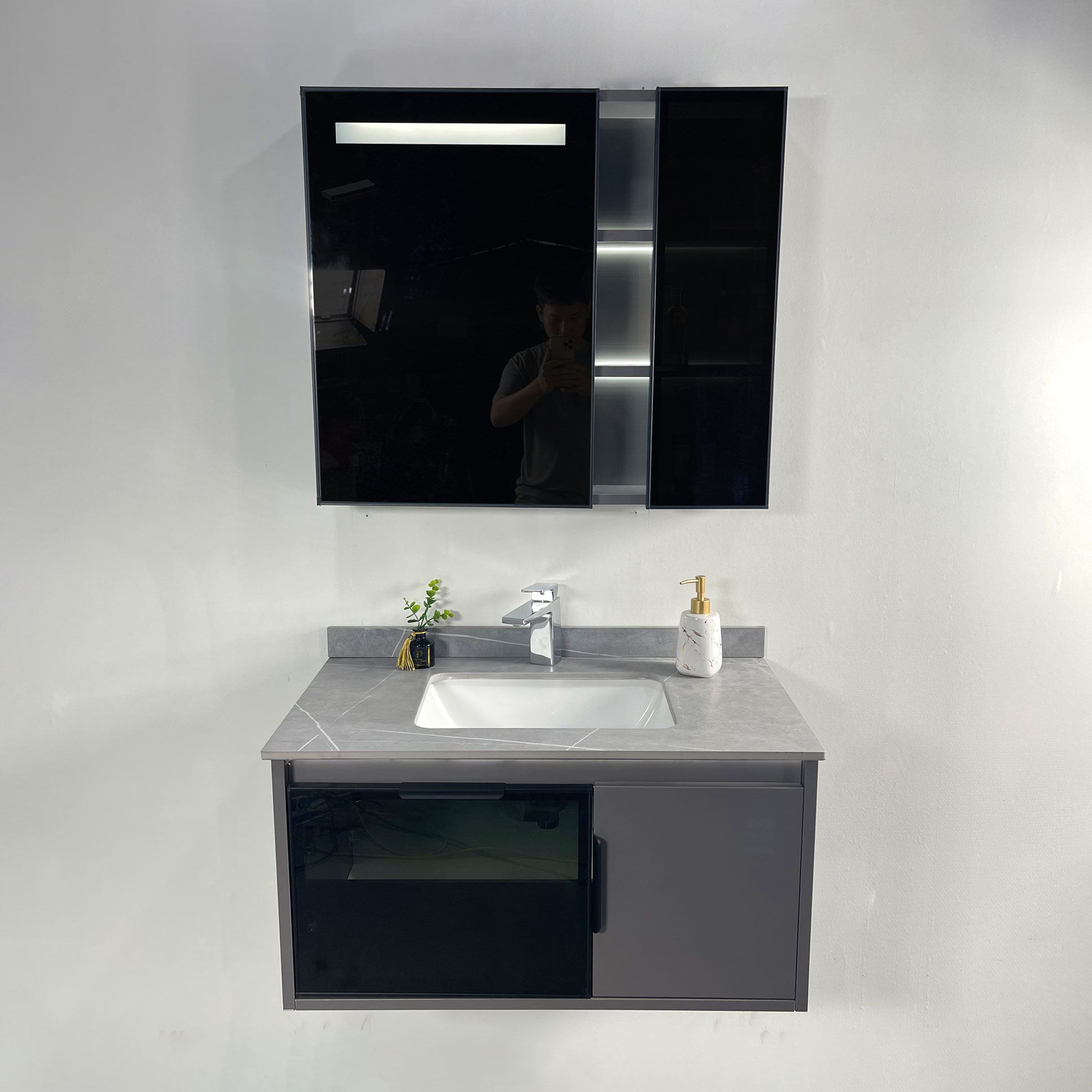 Bộ tủ chậu và gương led size 800mm MOWOEN MW6809S-80