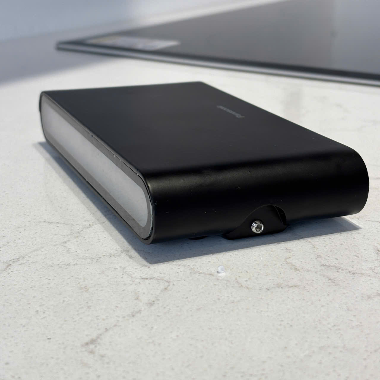 Đèn gắn tường LED trang trí Panasonic HHBQ1004W88 / HHBQ1004B88