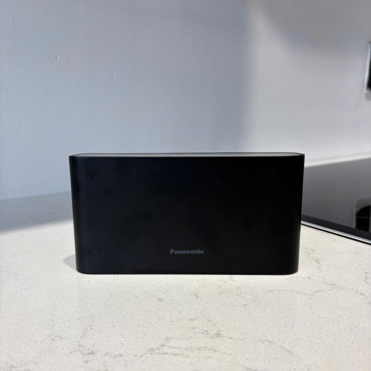 Đèn gắn tường LED trang trí Panasonic HHBQ1004W88 / HHBQ1004B88