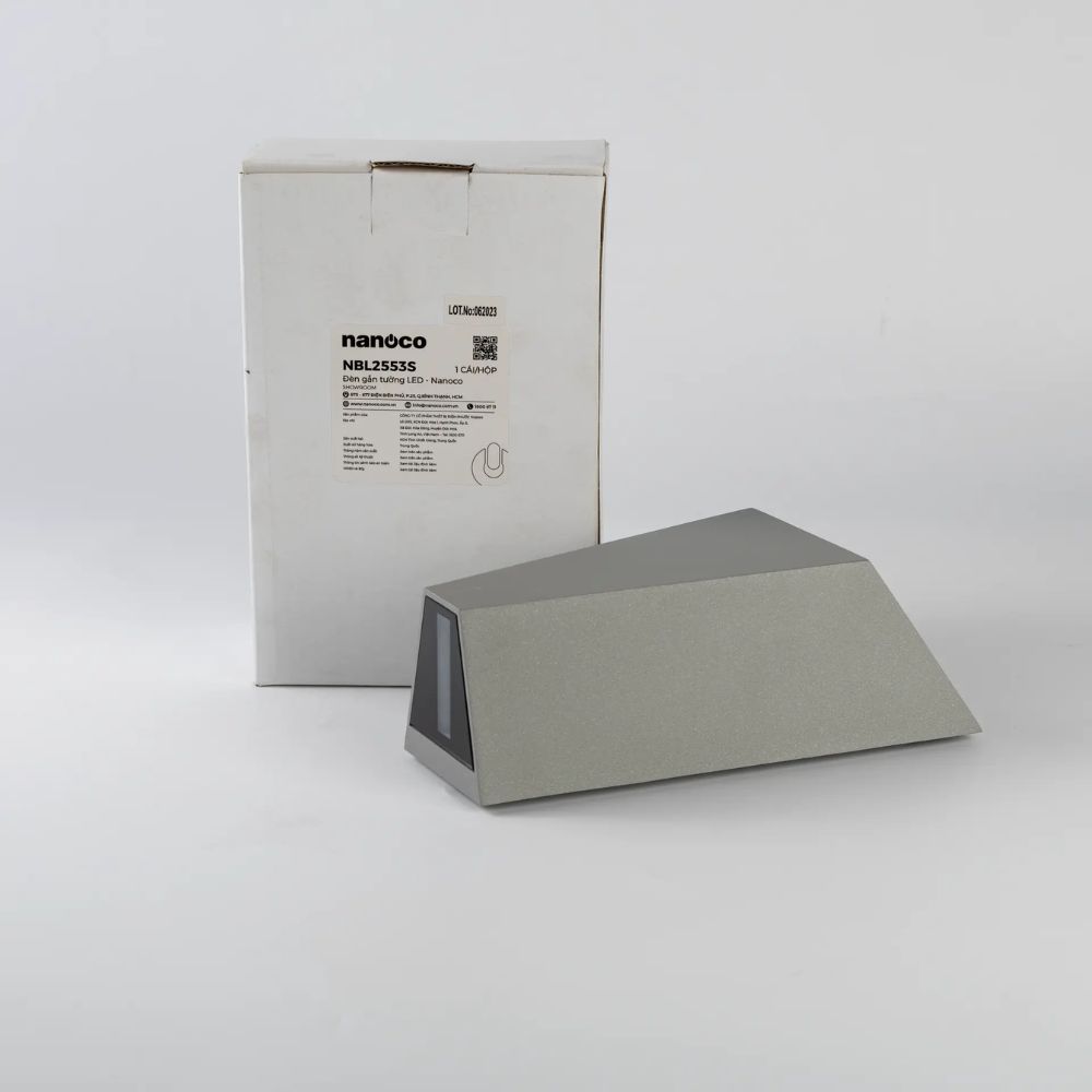 Đèn LED gắn tường 9W Nanoco NBL2553S màu xám bạc