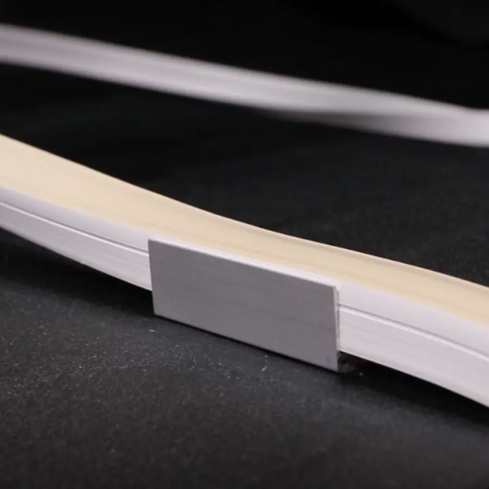 Nẹp gắn tường (kèm 2 ốc vít) Nanoco NSTN120-CA