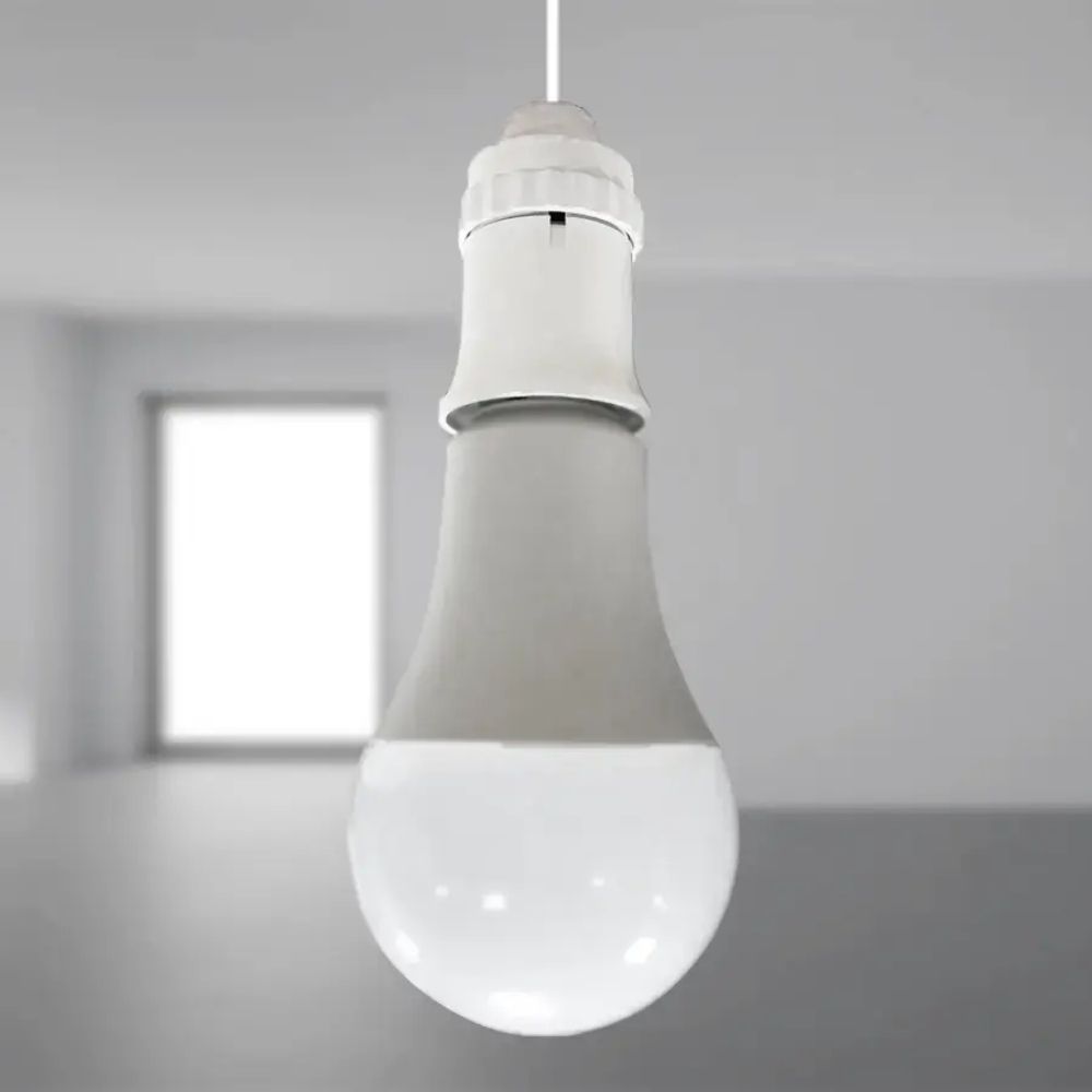 Đui đèn E27 di động có dây Nanoco NAE2720W màu trắng