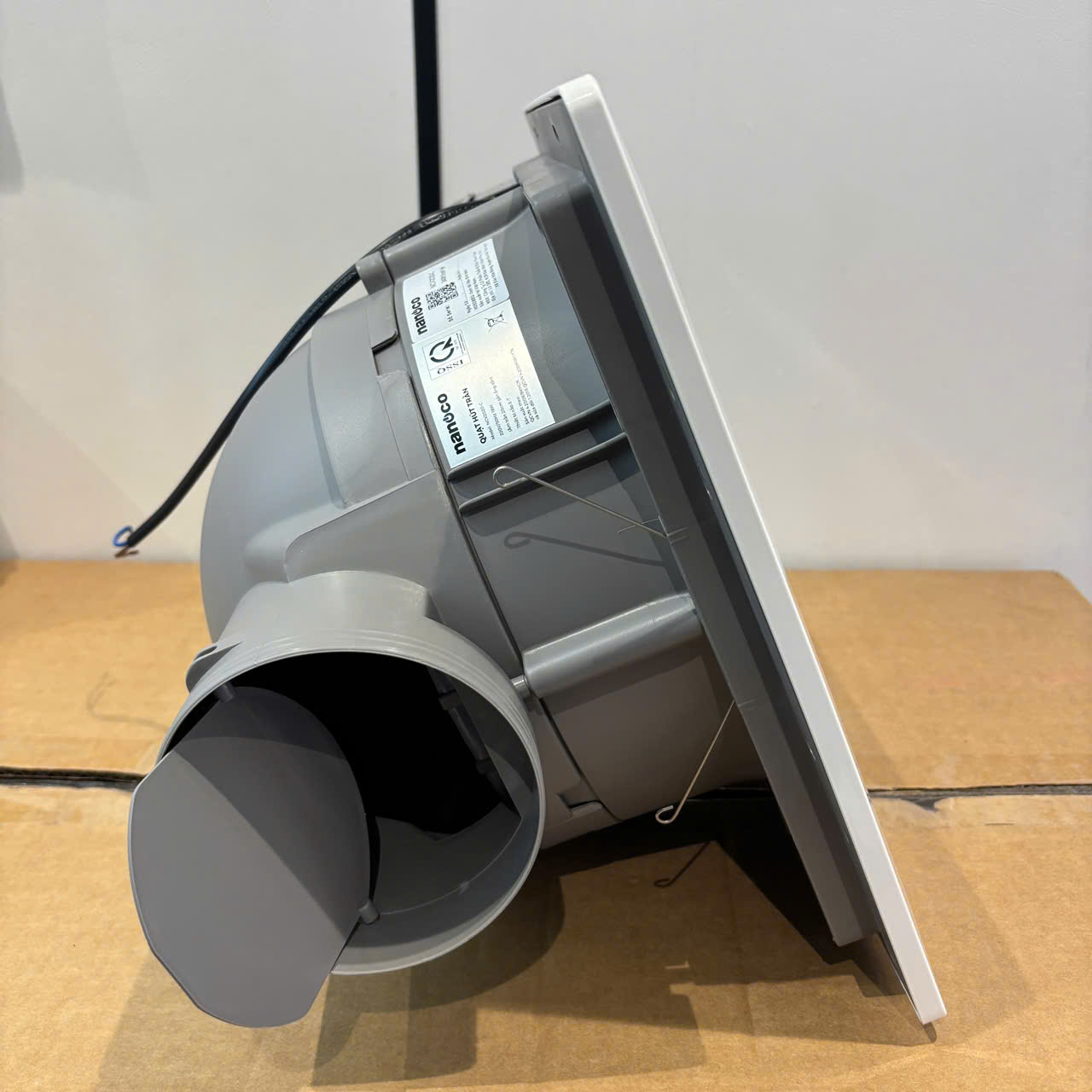 Quạt hút âm trần có ống dẫn 16W/18W Nanoco