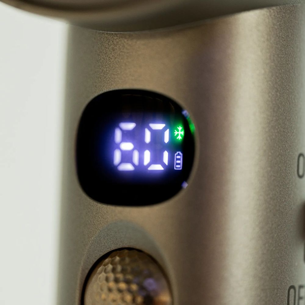 Quạt sạc cầm tay Nanoco NHF4858G