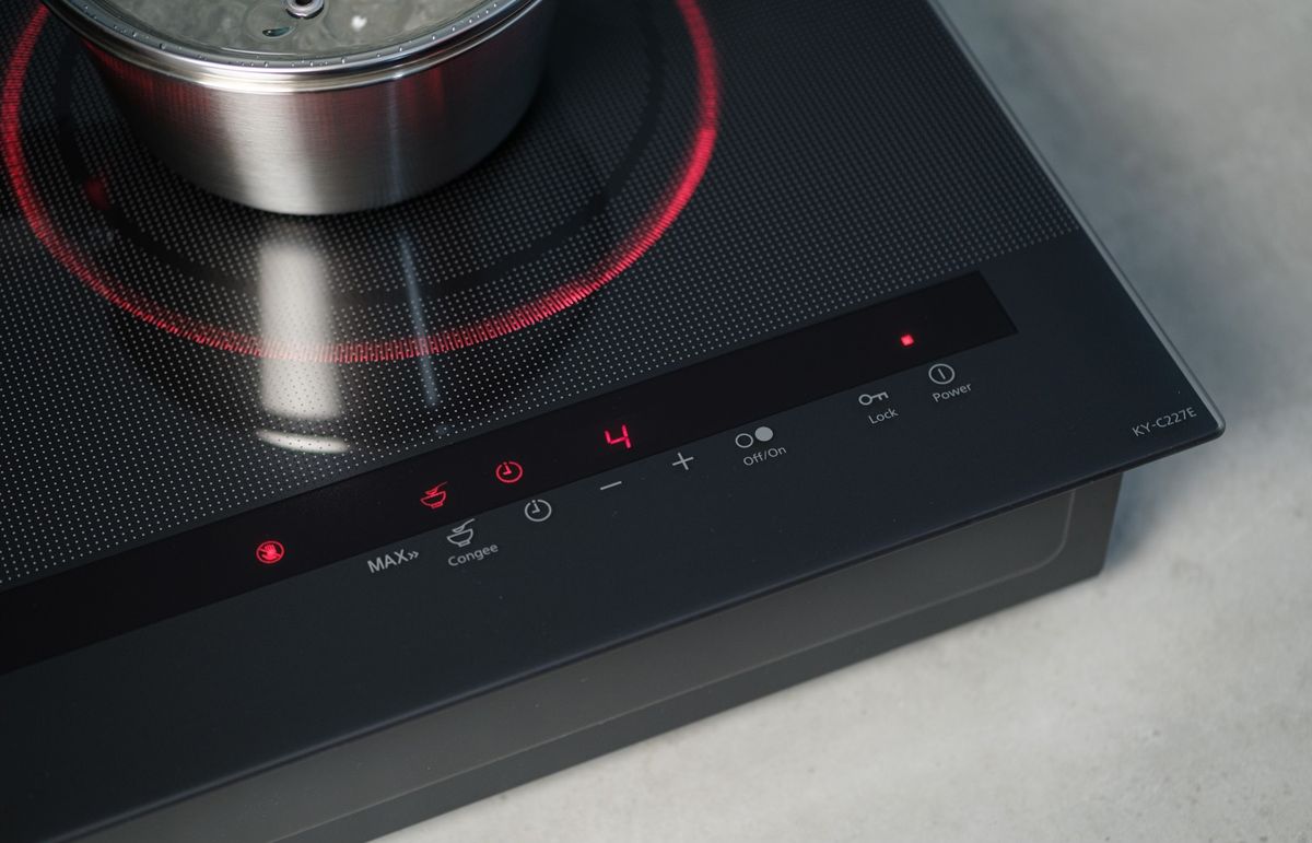 Bếp điện từ đôi Panasonic KY-C227E màu xám, công nghệ ECONAVI
