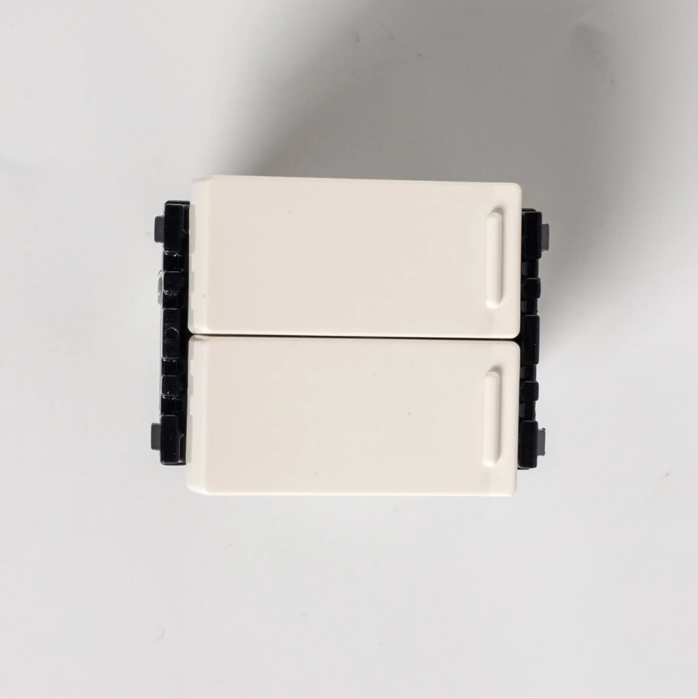 Công tắc B 1 chiều loại đôi 16A Halumie Panasonic WEVH554127