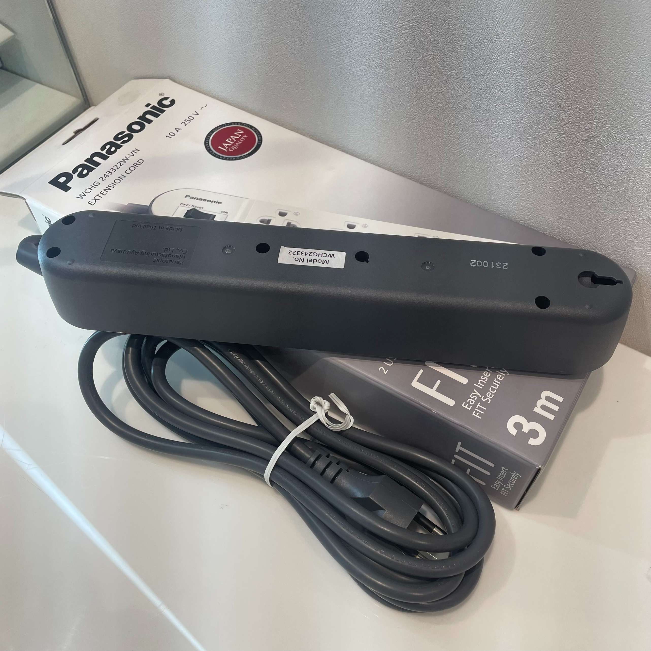 Ổ cắm Panasonic có dây 3 ổ cắm 2 USB WCHG243322W-VN