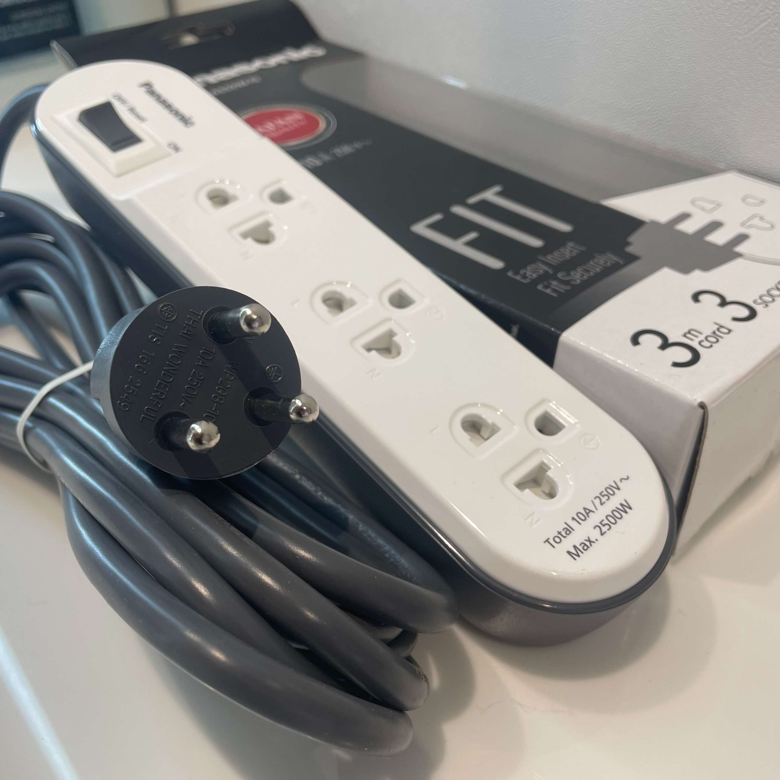 Ổ cắm Panasonic có dây 3 ổ cắm 2 USB WCHG243322W-VN