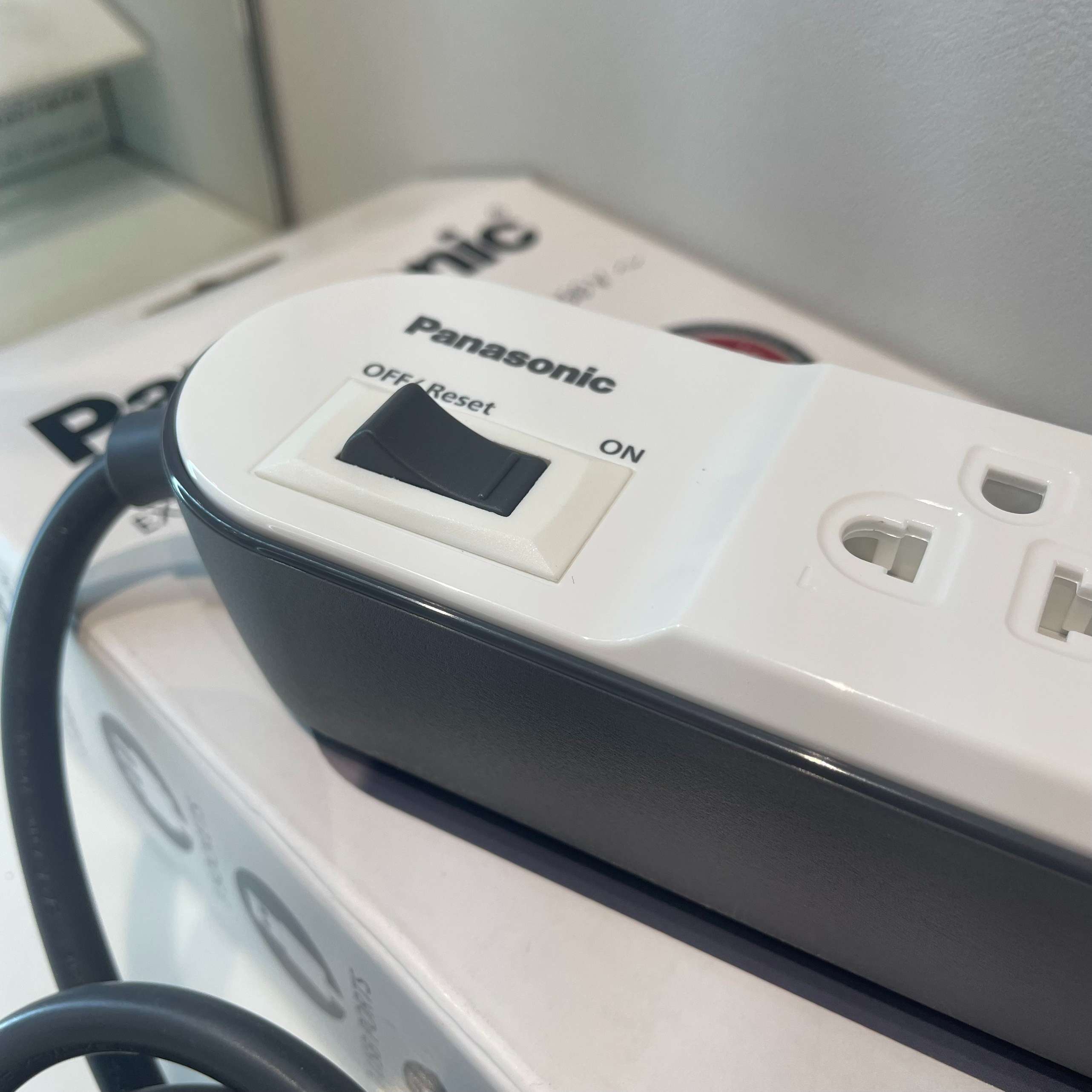 Ổ cắm Panasonic có dây 3 ổ cắm 2 USB WCHG243322W-VN