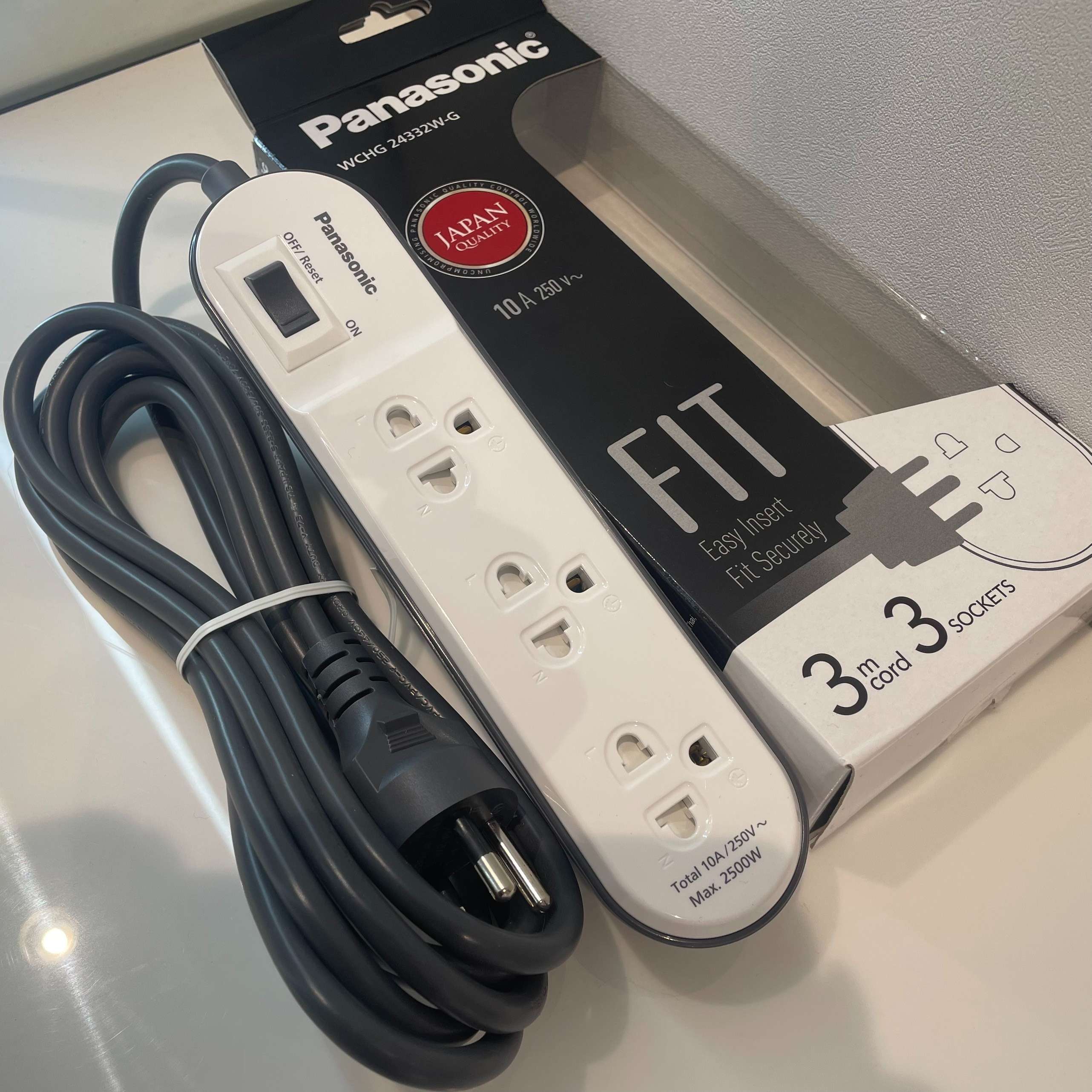 Ổ cắm điện Panasonic có dây WCHG24332W