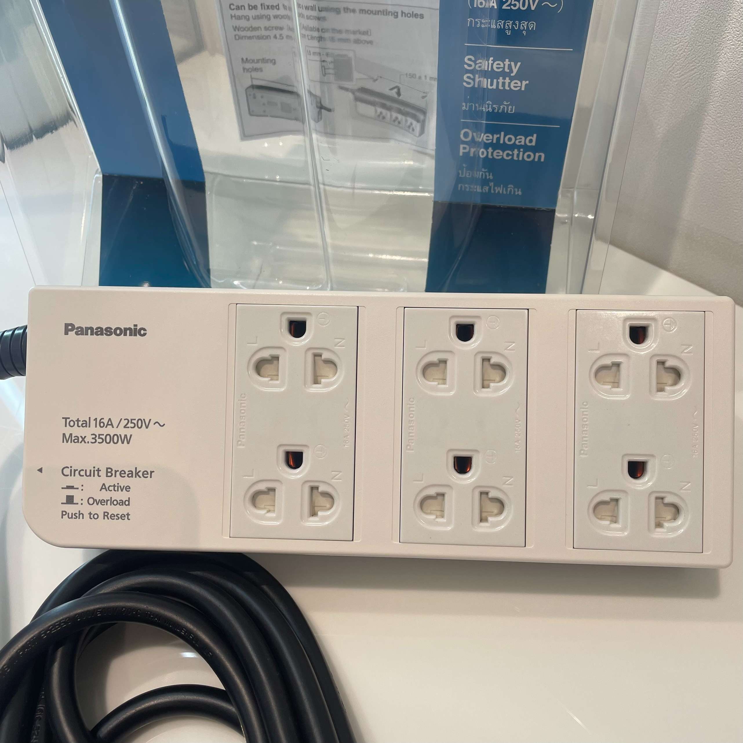 Ổ cắm điện Panasonic có dây WCHG2836