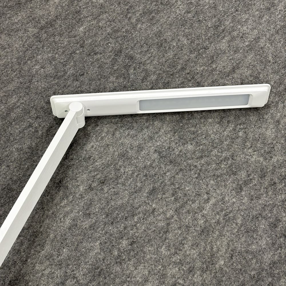 Đèn bàn Led Panasonic HHGLT0628U19 / HHGLT0629U19