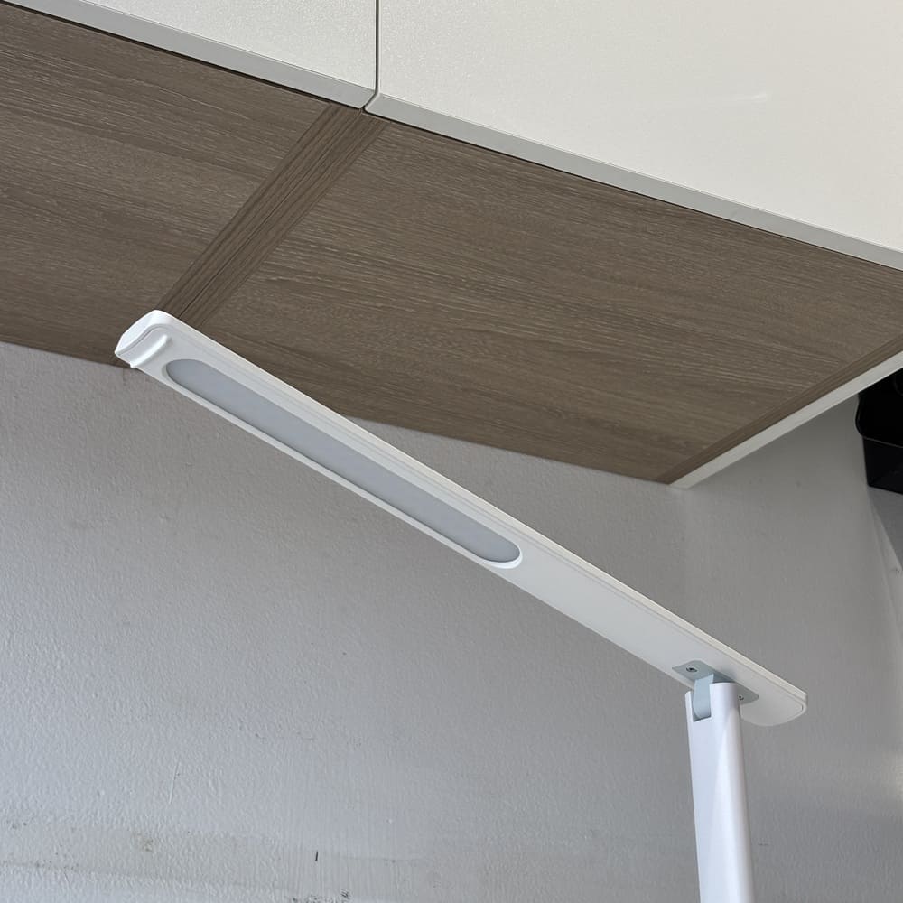 Đèn bàn LED Panasonic HHLT042119 6 cấp độ sáng cảm ứng