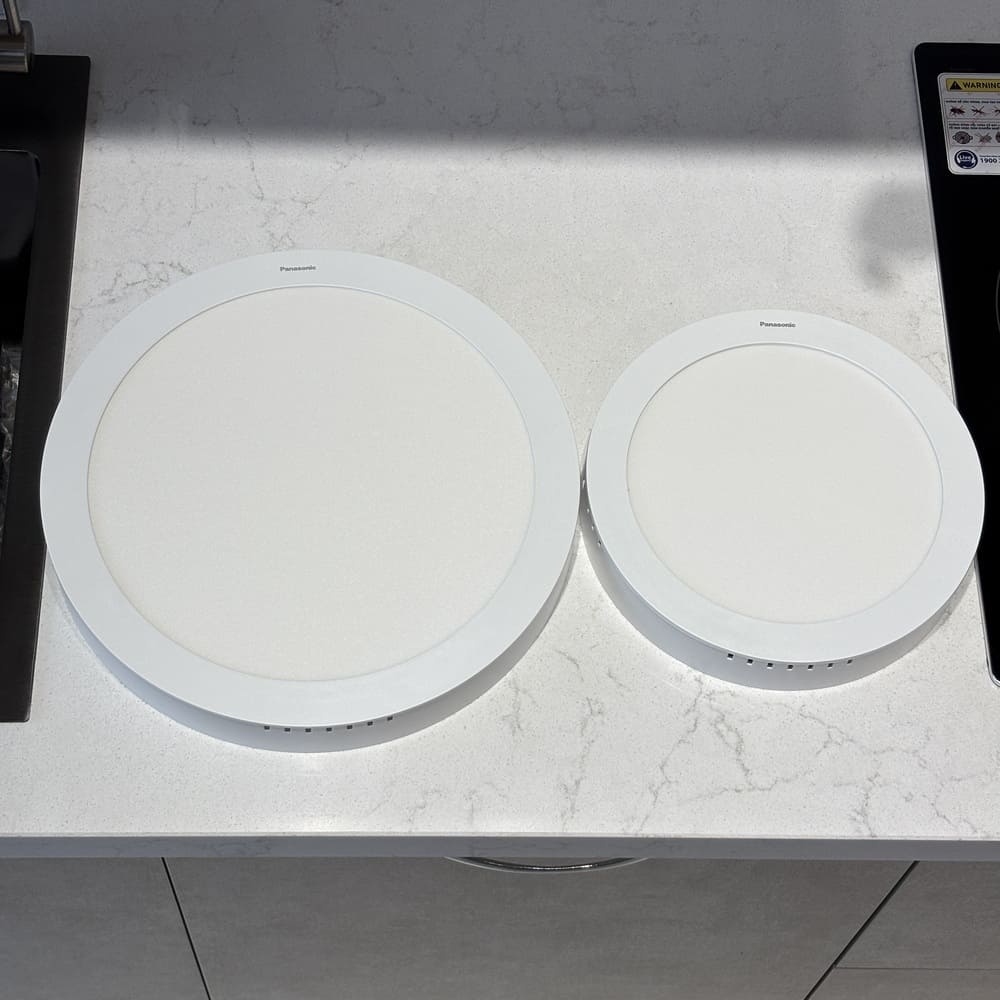 Đèn  LED ốp trần nổi Panasonic tròn 6W-24W