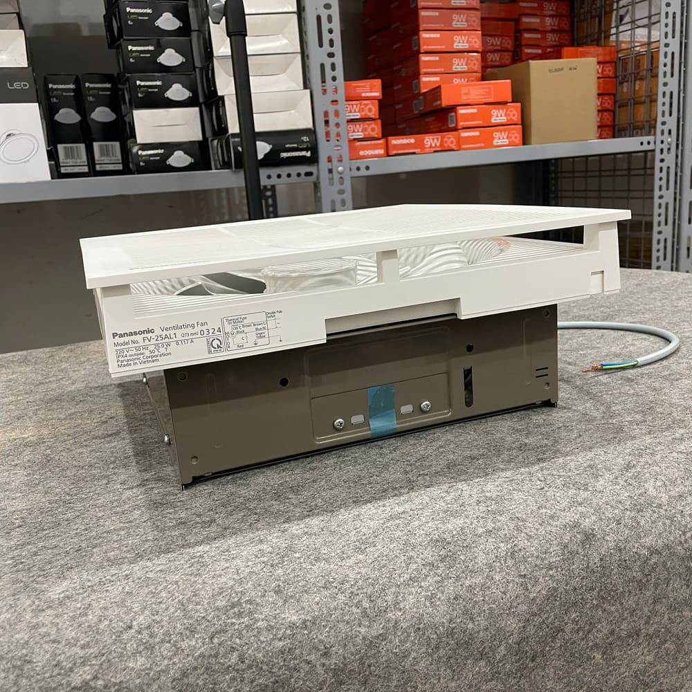 Quạt hút gắn tường 1 chiều có màn che Panasonic FV-20AL1 / FV-25AL1 / FV-30AL1