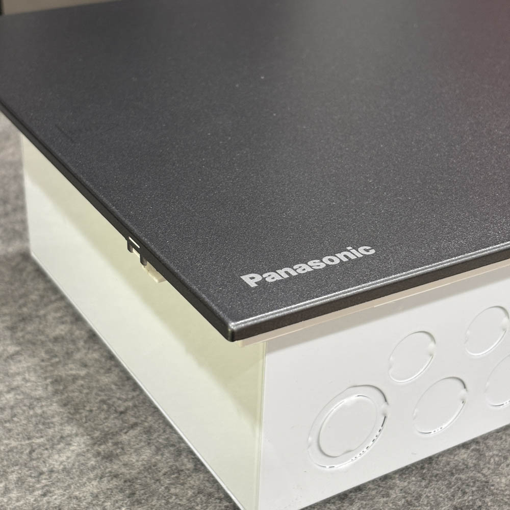 Tủ điện âm tường 8/12/16/24 đường dòng Moderva Panasonic BQDF