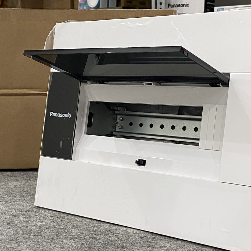 Tủ điện âm tường 8/12/16/24/32/40 đường Panasonic