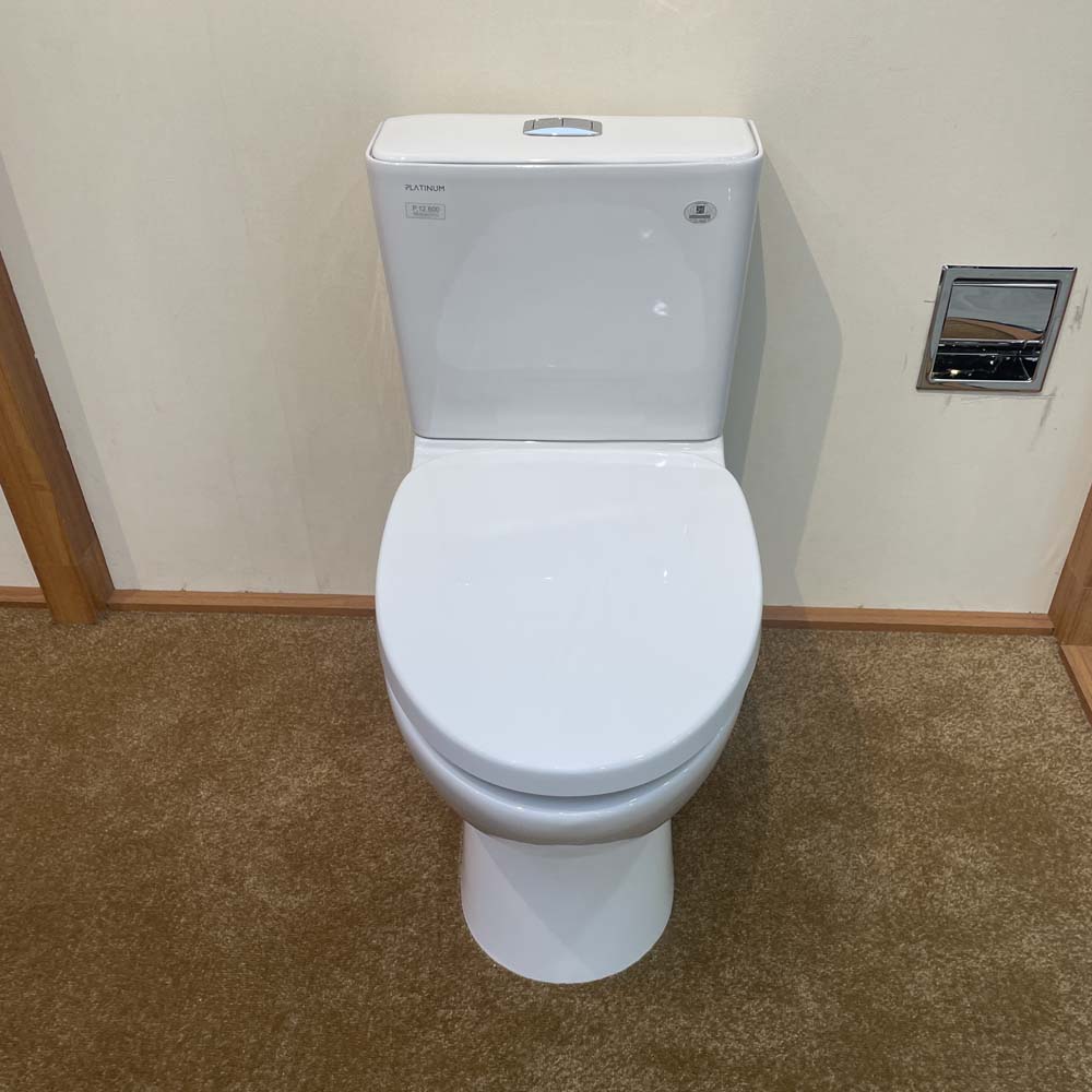 Bồn cầu 2 khối Waterfall Viglacera Platinum P.12.600 nắp êm