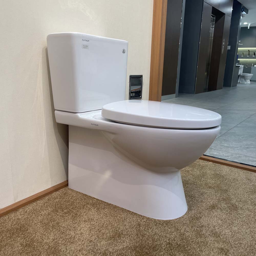 Bồn cầu 2 khối Waterfall Viglacera Platinum P.12.600 nắp êm