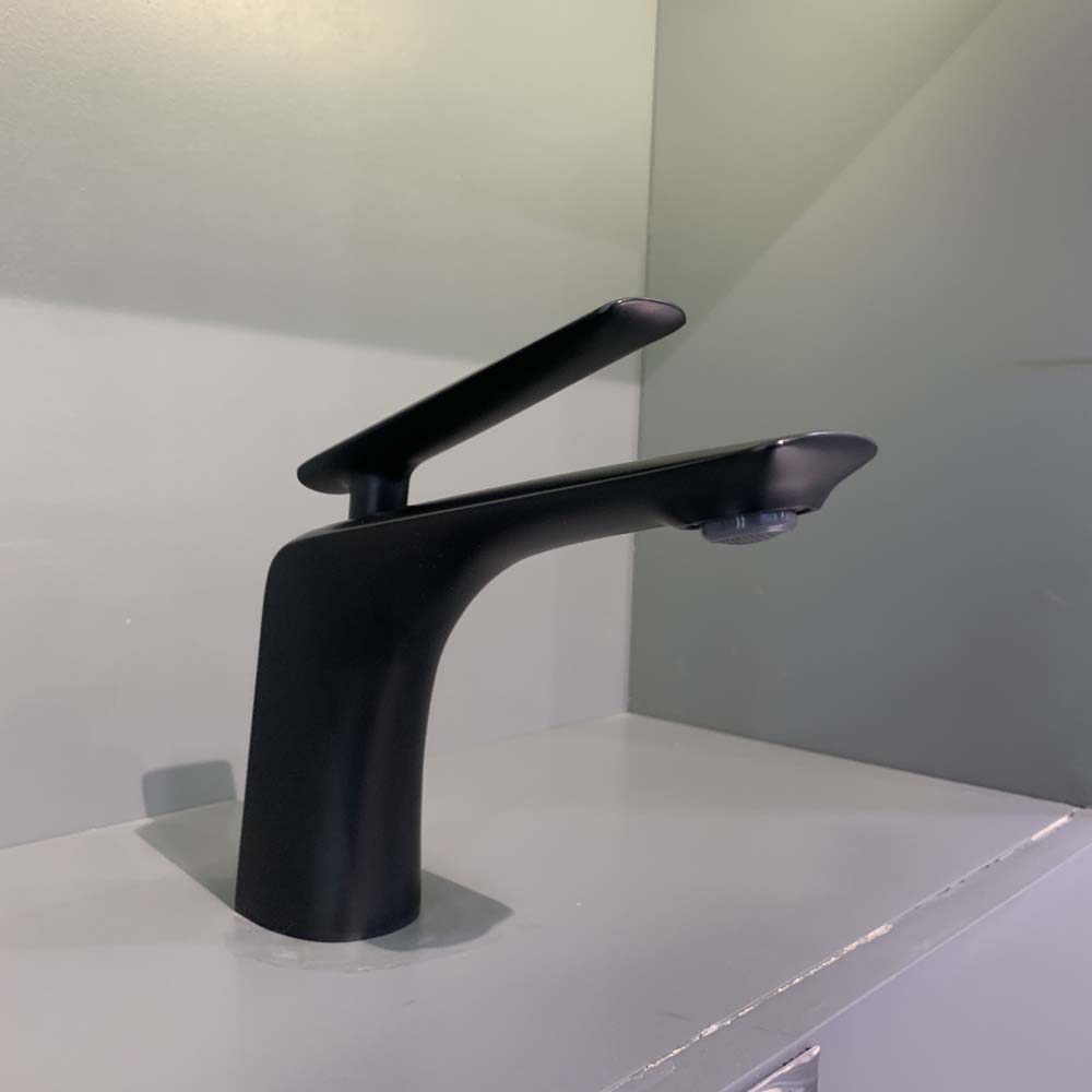 Vòi chậu lavabo nóng lạnh Viglacera Platinum P.51.326